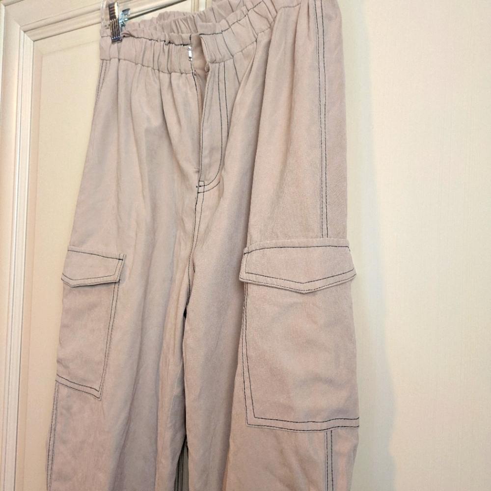 Women's Cargo Joggers Lightweight Pants, Dee Elly Brand, size Small, tan